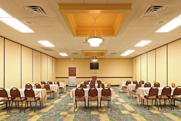 FairBridge Inn & Suites (Jonesboro)